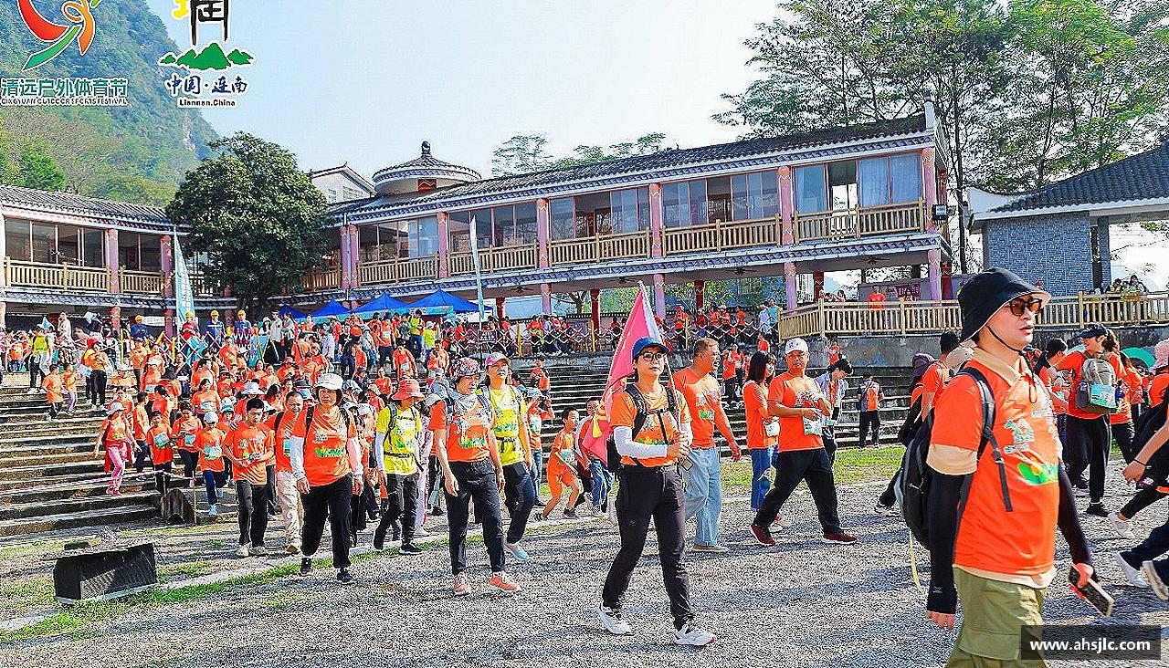 拥抱青春,释放活力!